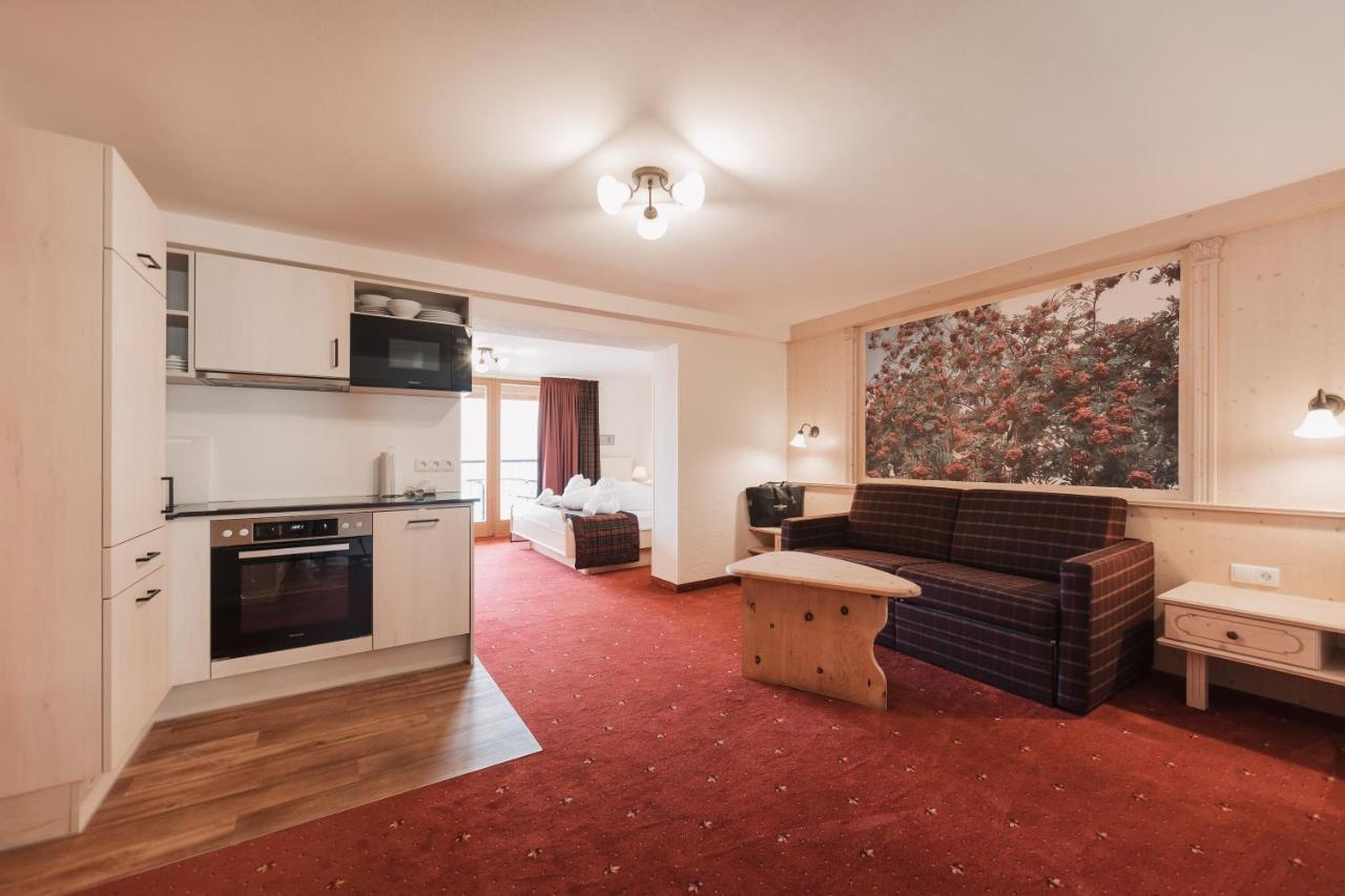 Wellness Aparthotel Panorama Alpin - Ferienwohnungen Jerzens Im Pitztal المظهر الخارجي الصورة