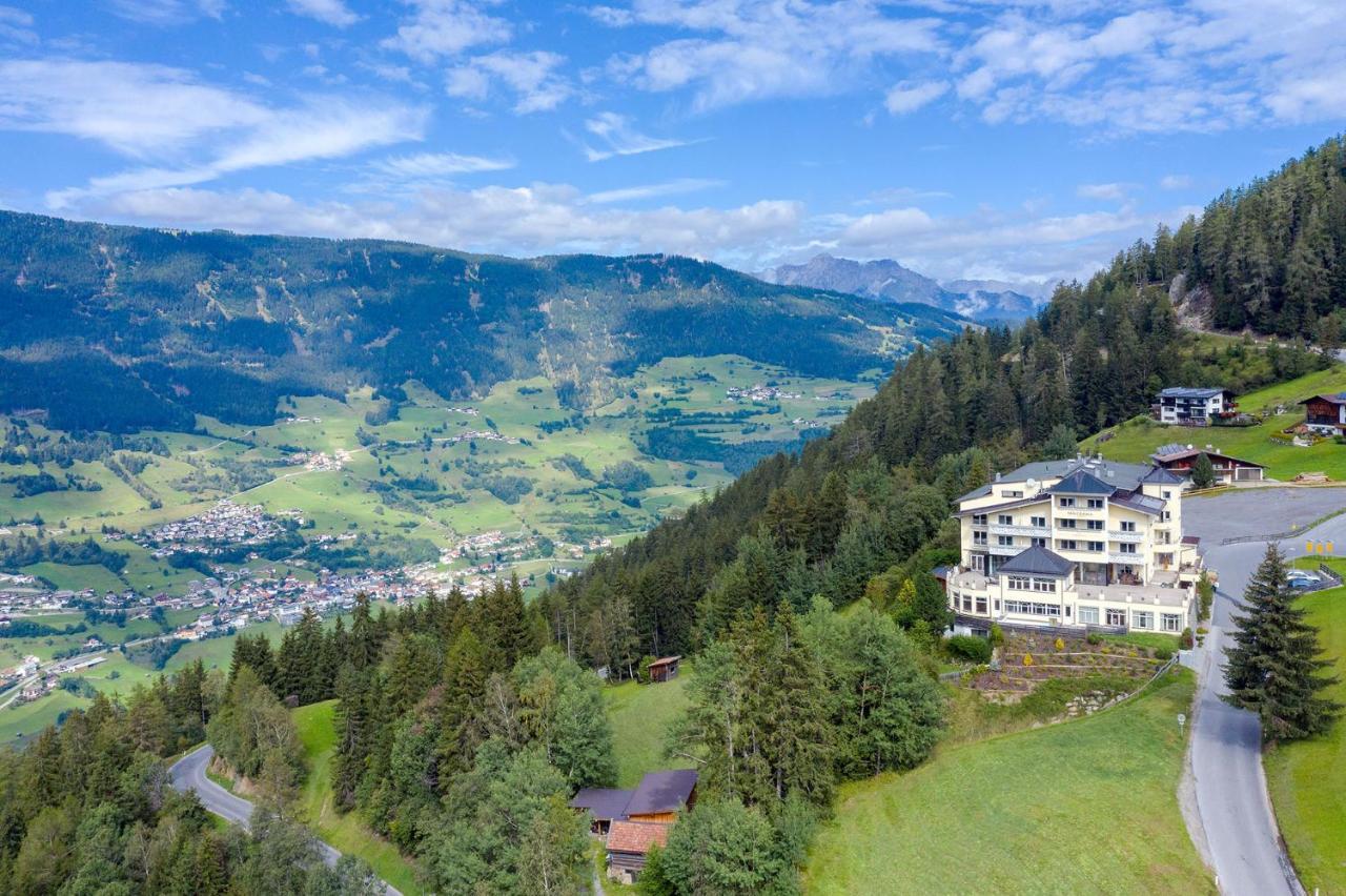 Wellness Aparthotel Panorama Alpin - Ferienwohnungen Jerzens Im Pitztal المظهر الخارجي الصورة